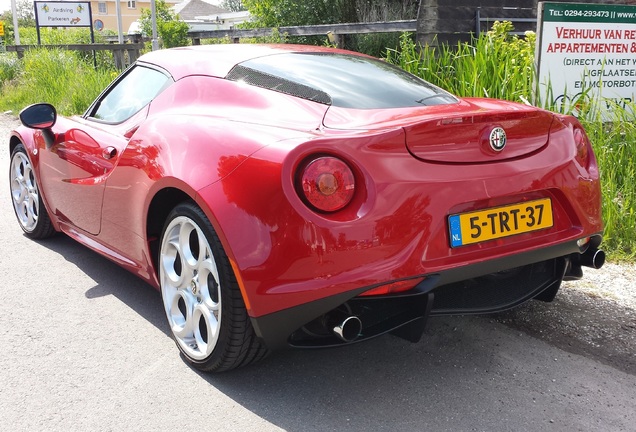 Alfa Romeo 4C Coupé