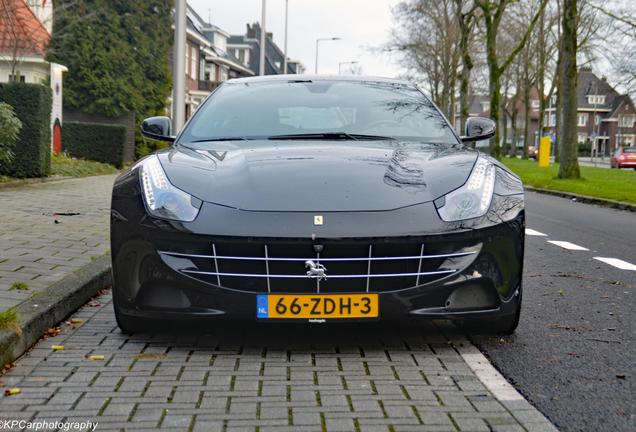 Ferrari FF