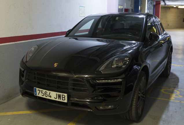 Porsche 95B Macan GTS