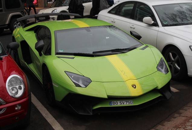 Lamborghini Aventador LP750-4 SuperVeloce