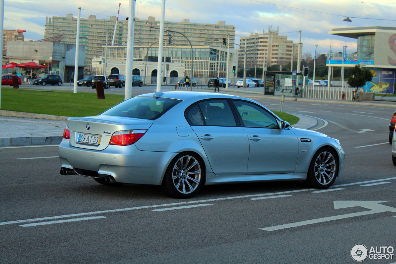 BMW M5 E60 2005