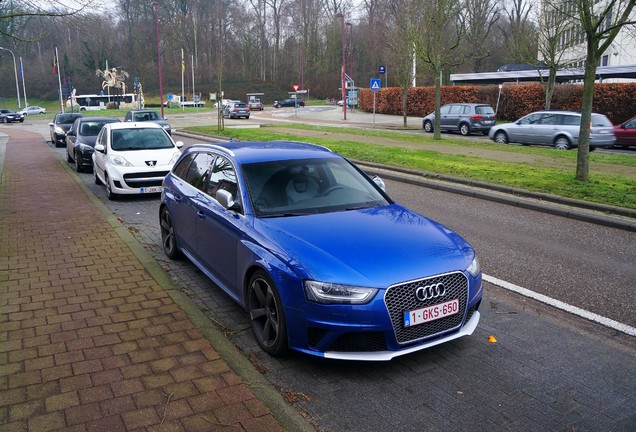 Audi RS4 Avant B8