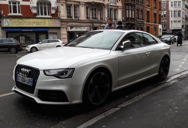 Audi RS5 B8 2012