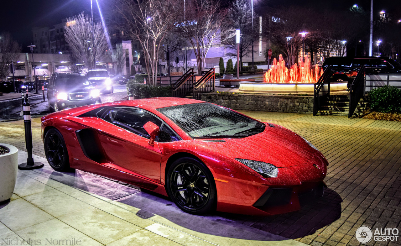 Lamborghini Aventador LP700-4