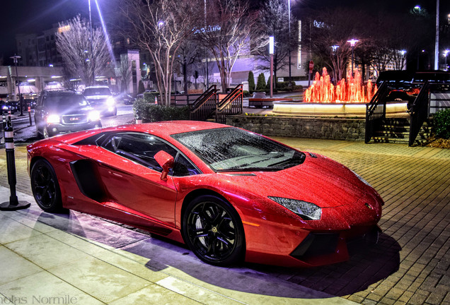 Lamborghini Aventador LP700-4