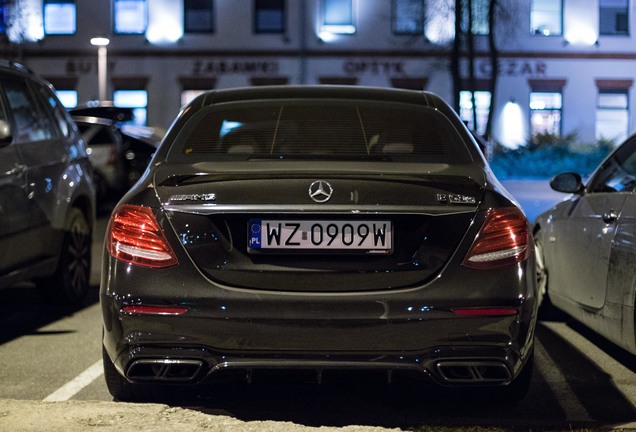 Mercedes-AMG E 63 S W213