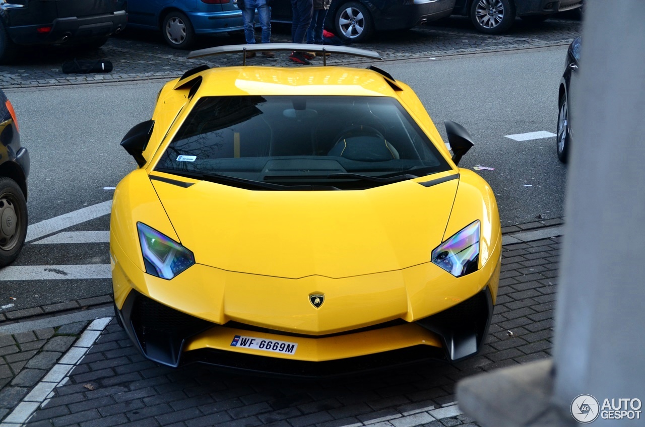 Lamborghini Aventador LP750-4 SuperVeloce