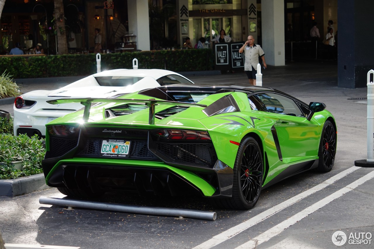 Lamborghini Aventador LP750-4 SuperVeloce Roadster