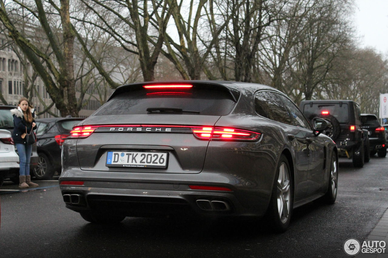 Porsche 971 Panamera Turbo Sport Turismo