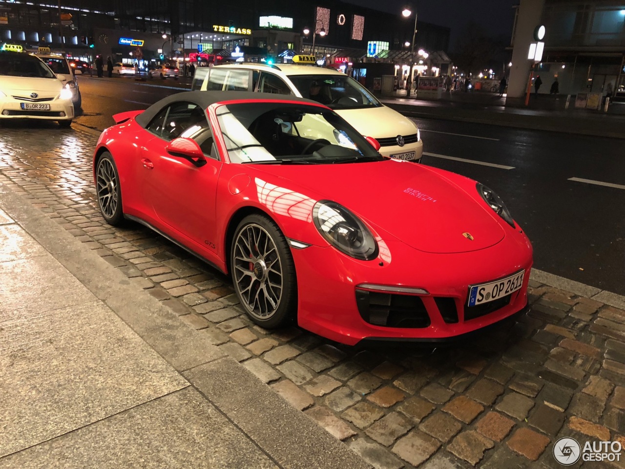 Porsche 991 Carrera 4 GTS Cabriolet MkII