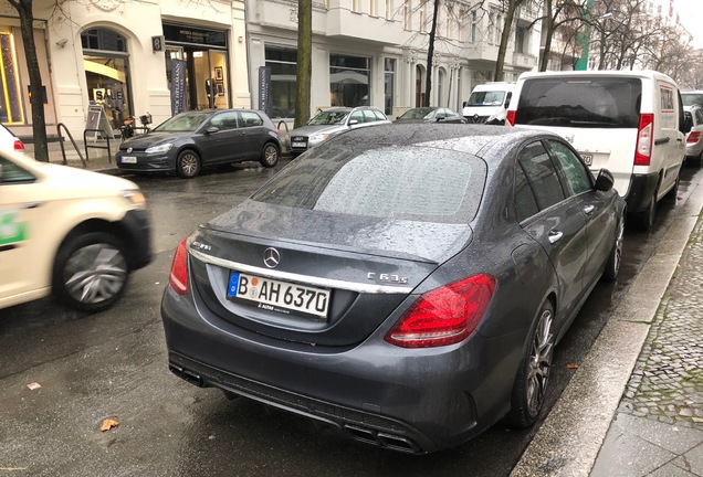 Mercedes-AMG C 63 S W205