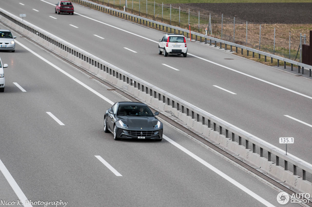 Ferrari FF