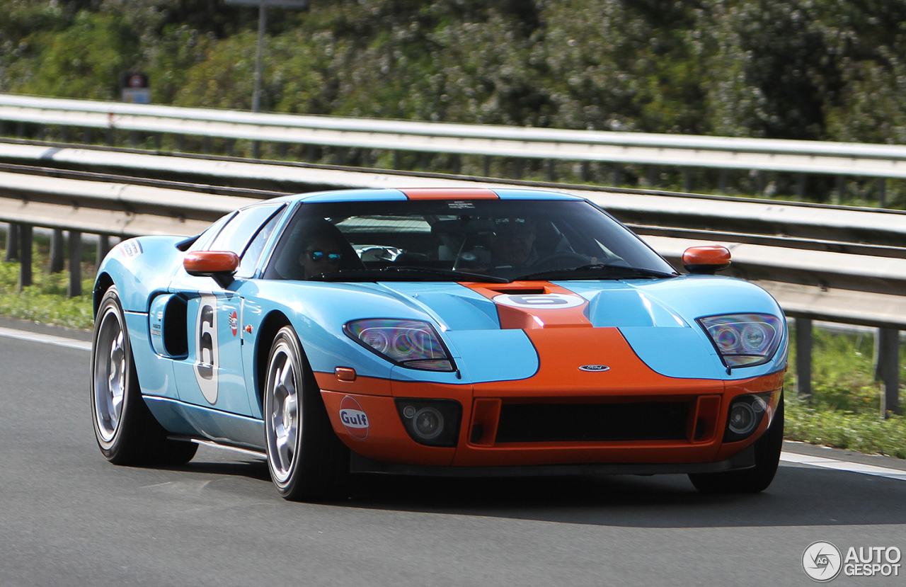 Ford GT