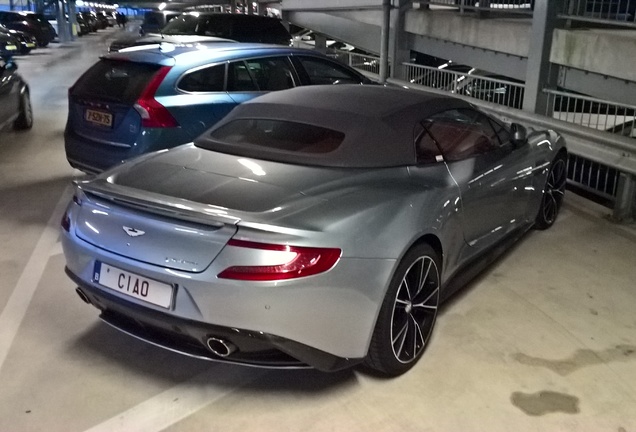 Aston Martin Vanquish Volante