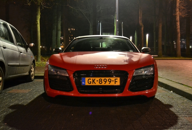 Audi R8 V10 Spyder 2013