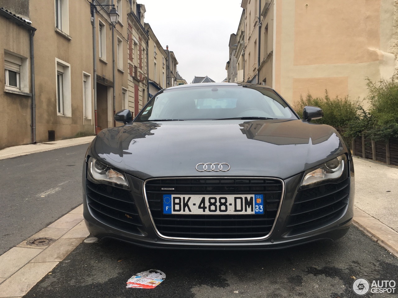 Audi R8