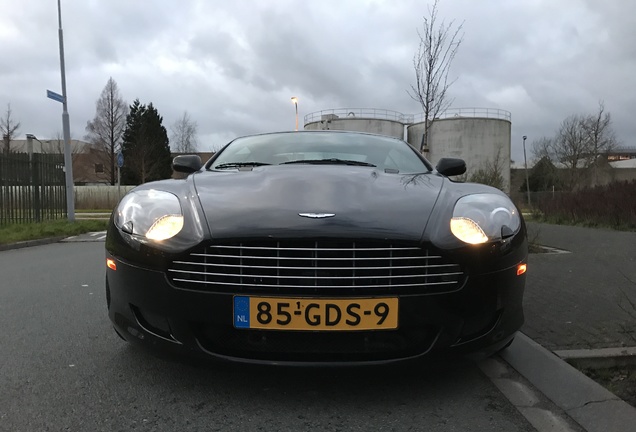 Aston Martin DB9