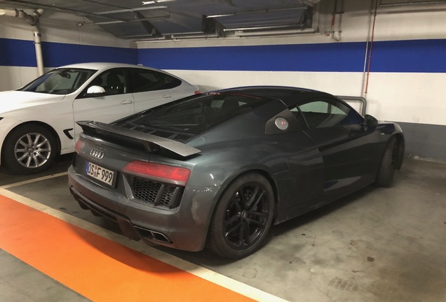 Audi R8 V10 Plus 2015