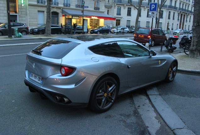 Ferrari FF