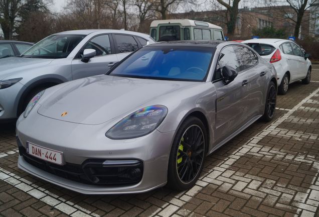 Porsche 971 Panamera Turbo S E-Hybrid