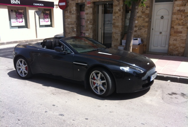 Aston Martin V8 Vantage Roadster