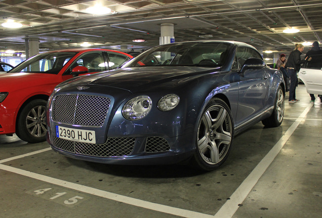 Bentley Continental GTC 2012