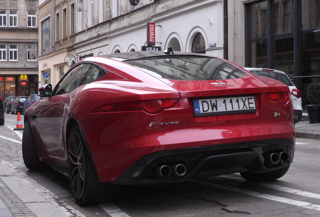 Jaguar F-TYPE R Coupé