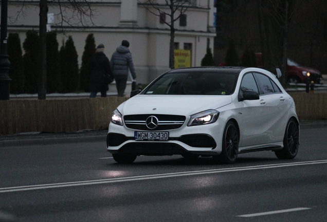 Mercedes-AMG A 45 W176 2015