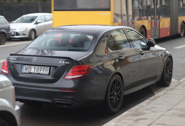 Mercedes-AMG E 63 S W213