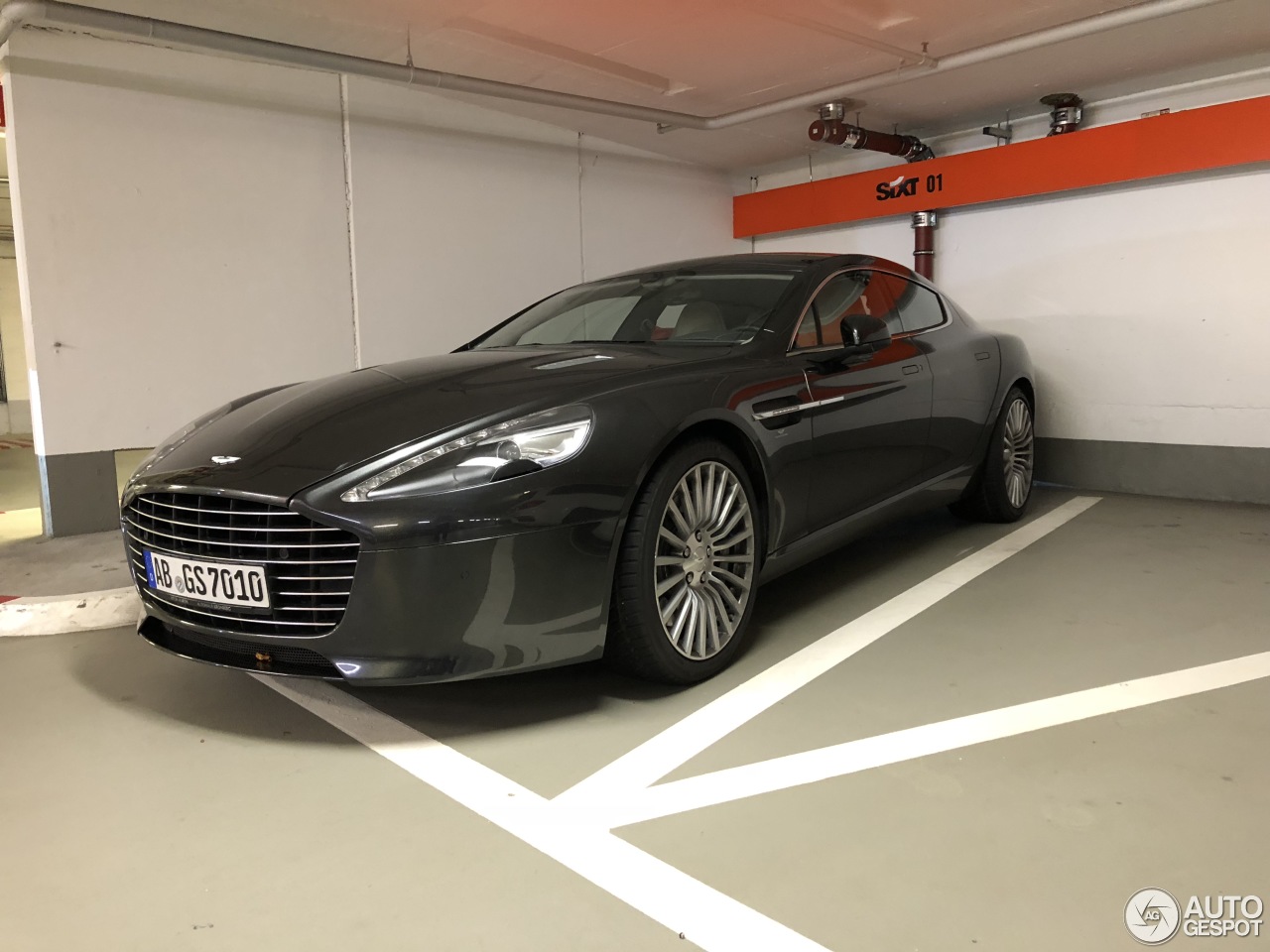 Aston Martin Rapide S