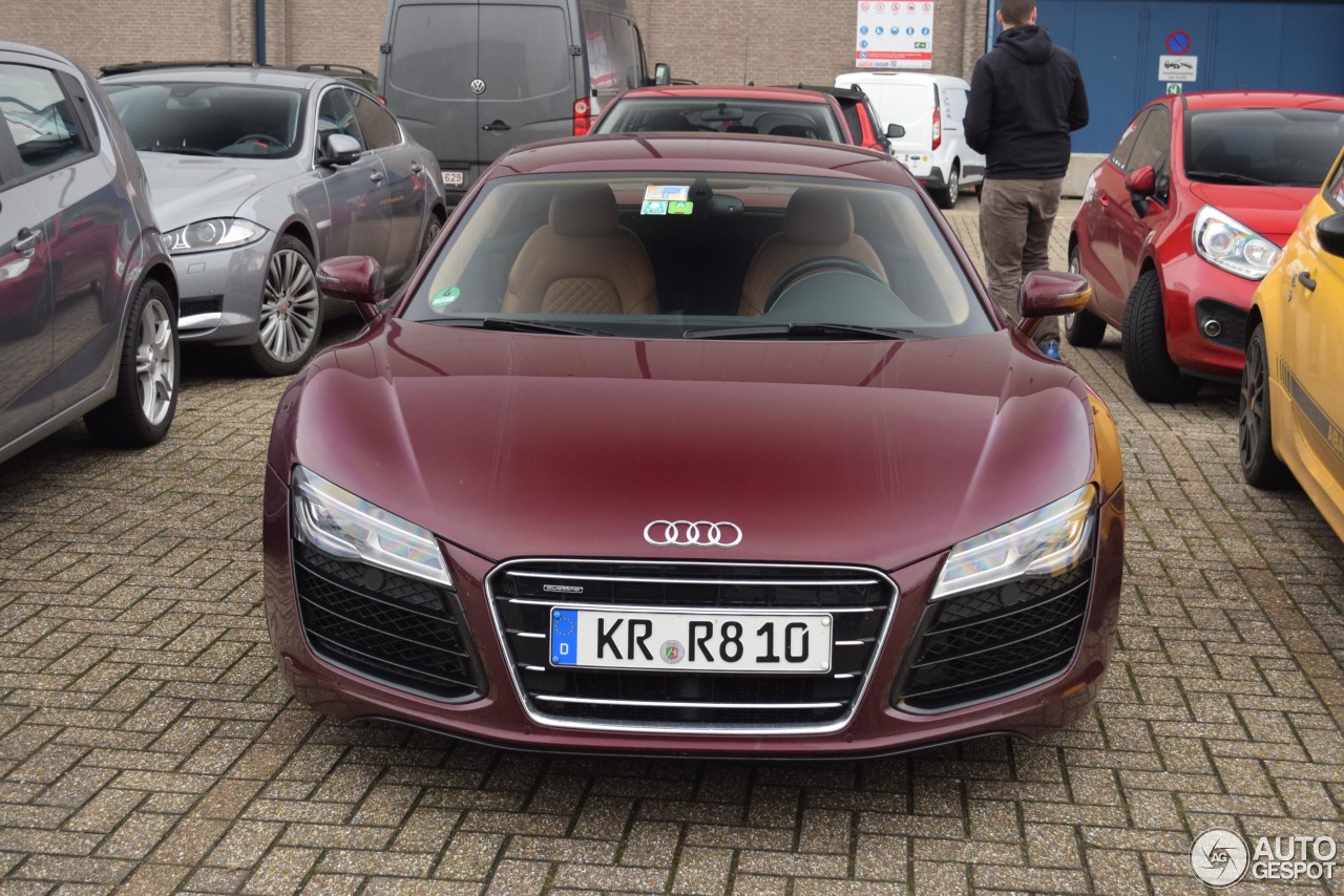 Audi R8 V10 2013