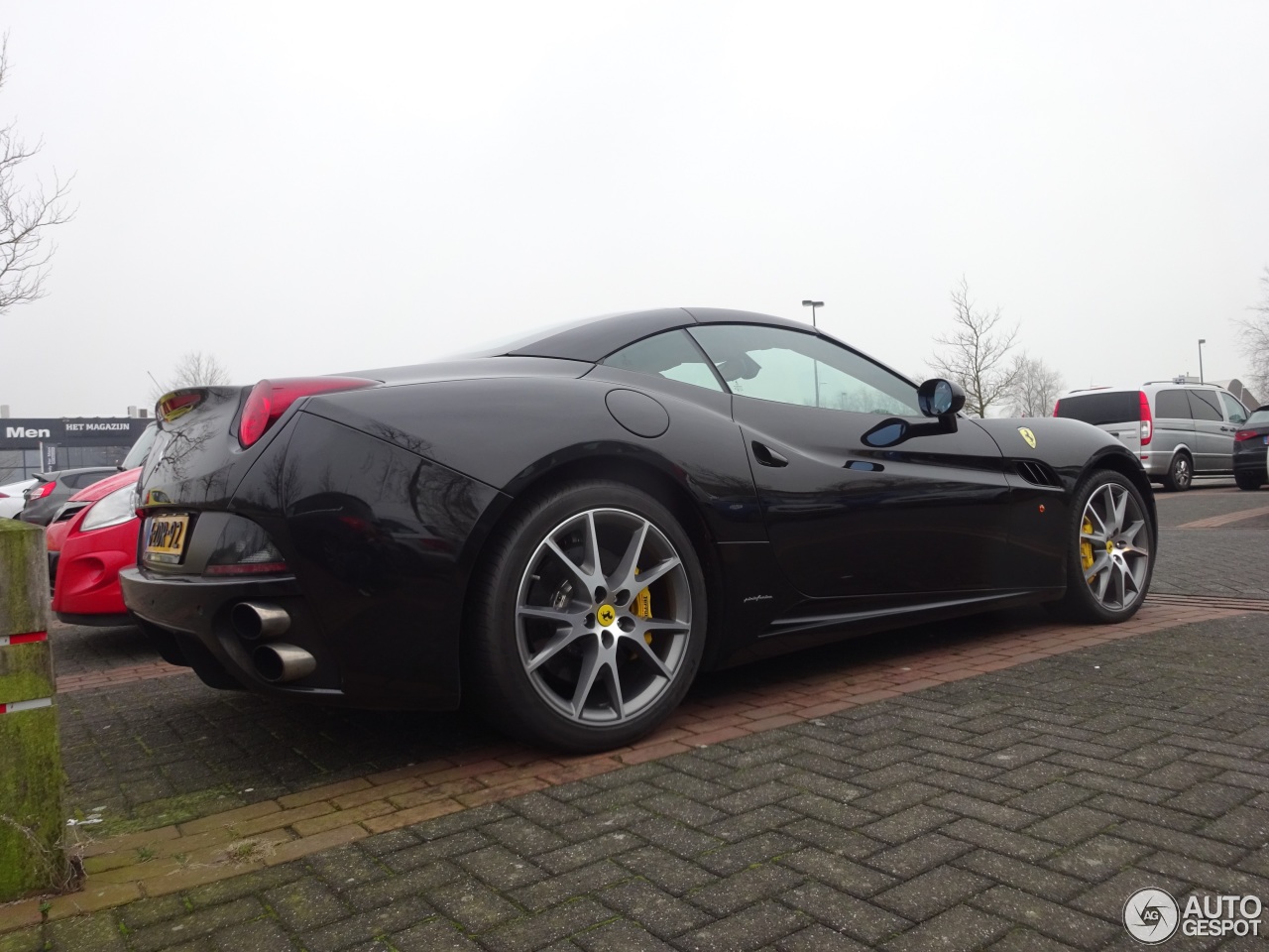 Ferrari California