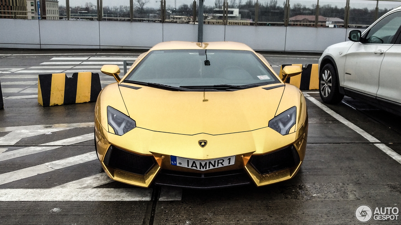 Lamborghini Aventador LP700-4 Roadster