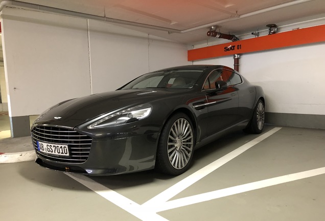 Aston Martin Rapide S