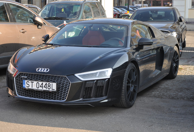 Audi R8 V10 Plus 2015