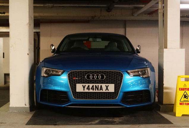 Audi RS5 B8 2012