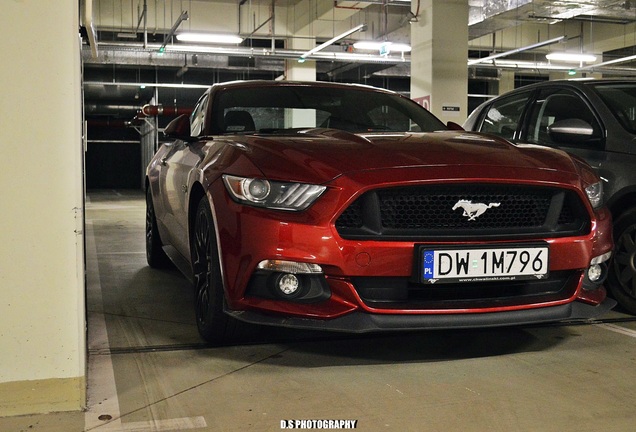 Ford Mustang GT 2015