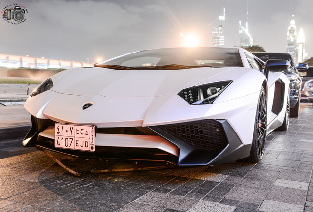 Lamborghini Aventador LP750-4 SuperVeloce