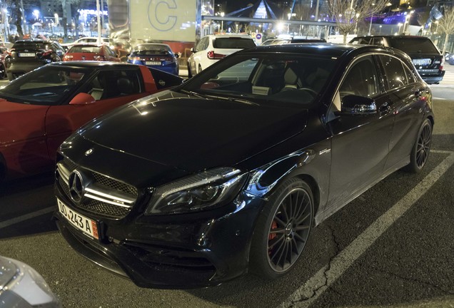 Mercedes-AMG A 45 W176 2015