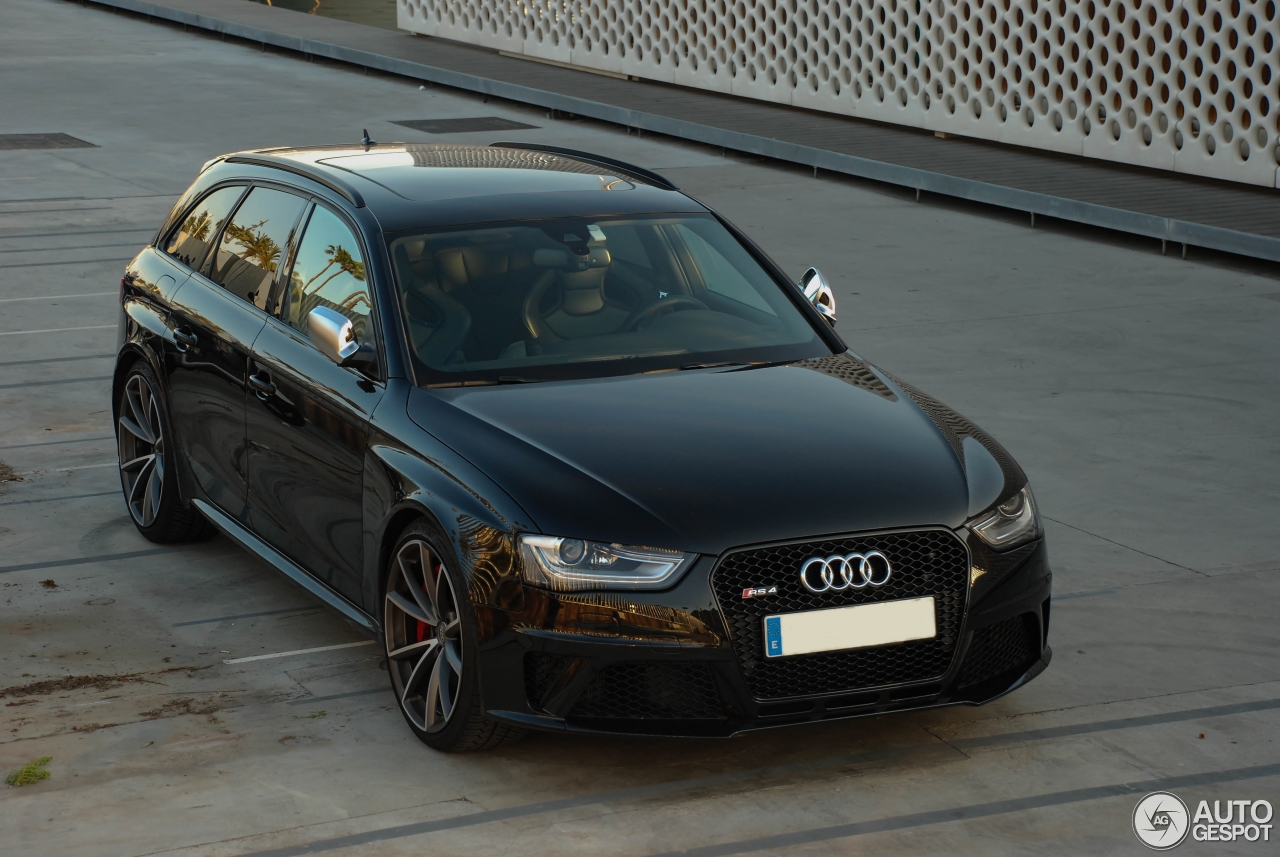 Audi RS4 Avant B8