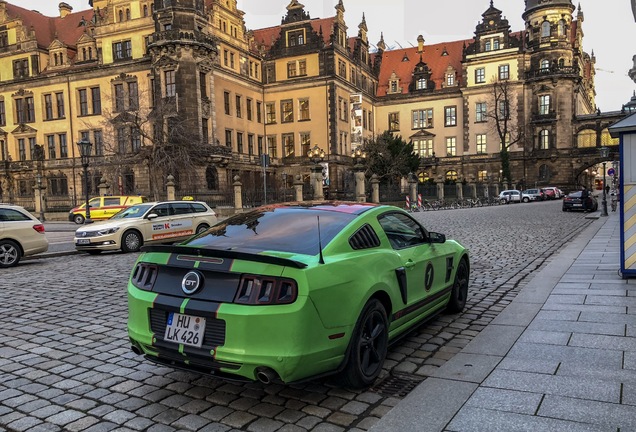 Ford Mustang GT 2013