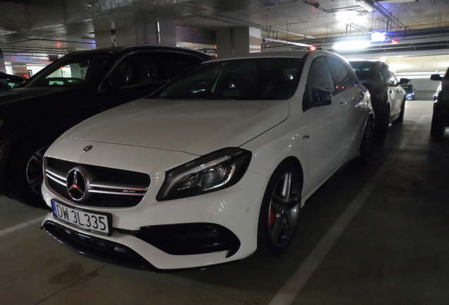 Mercedes-AMG A 45 W176 2015