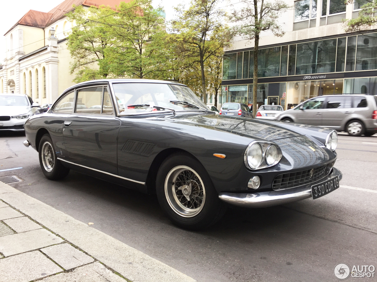 Ferrari 330 GT 2+2 Series I