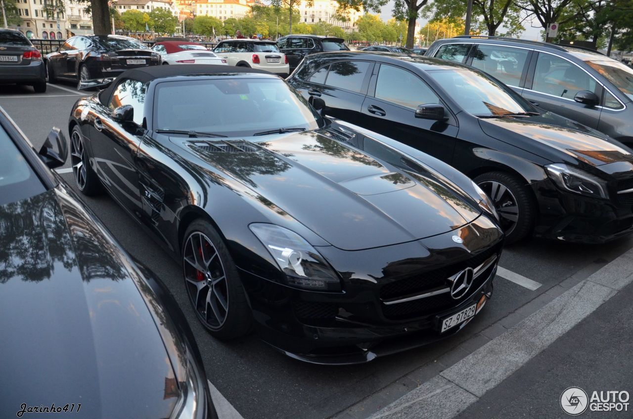 Mercedes-Benz SLS AMG GT Roadster Final Edition