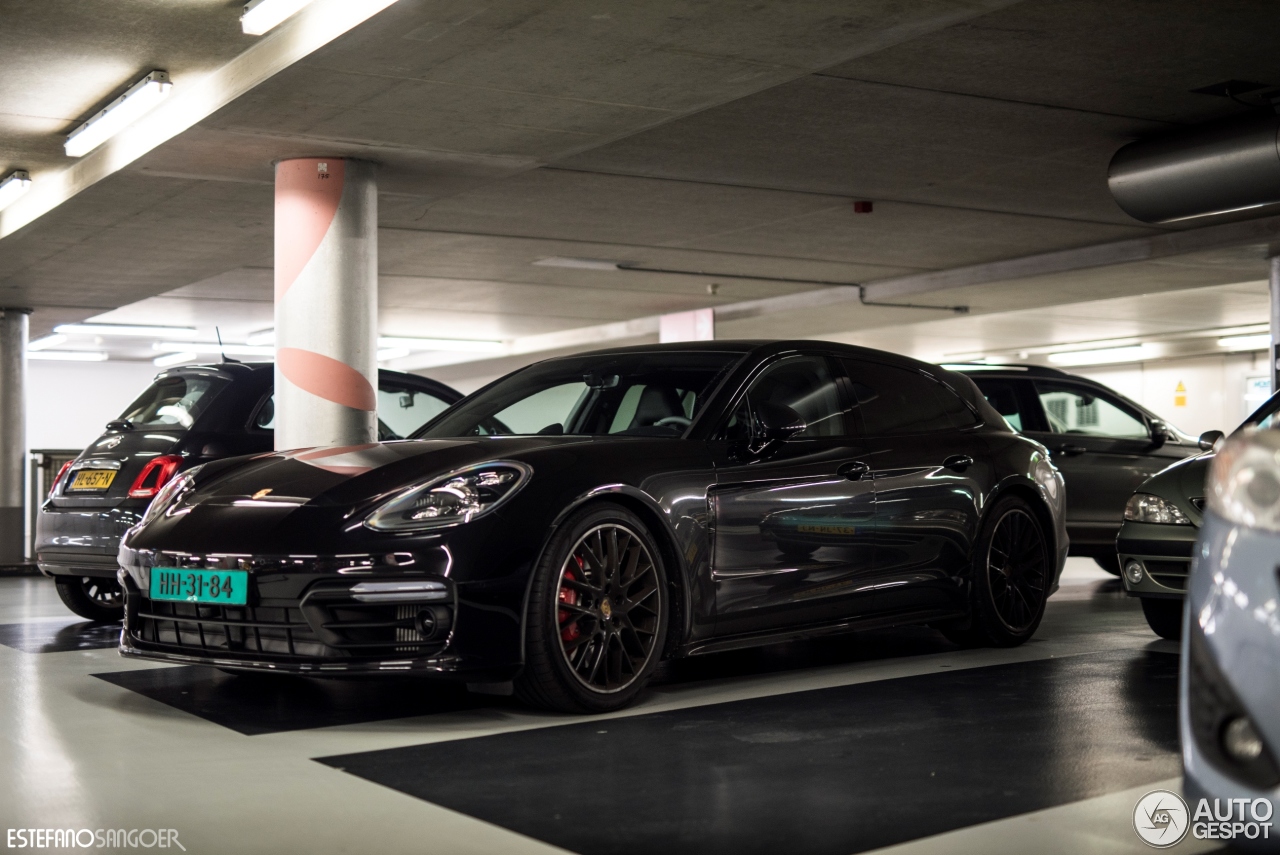 Porsche 971 Panamera Turbo Sport Turismo