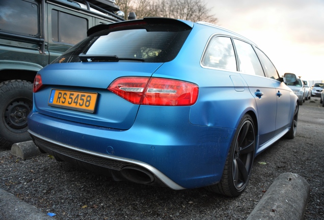 Audi RS4 Avant B8