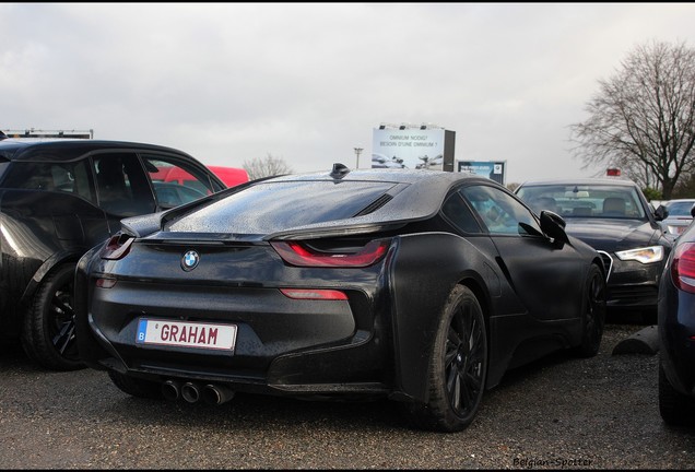 BMW i8