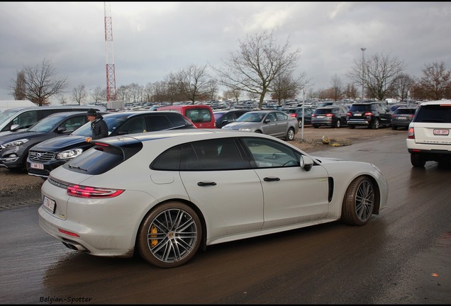 Porsche 971 Panamera Turbo S E-Hybrid Sport Turismo