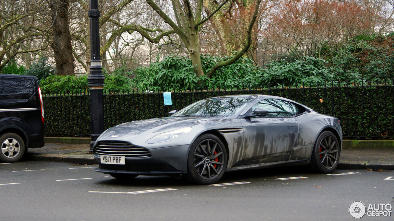 Aston Martin DB11