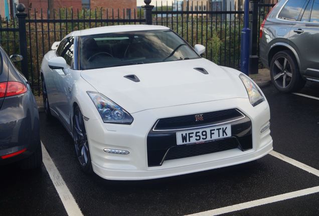 Nissan GT-R 2013